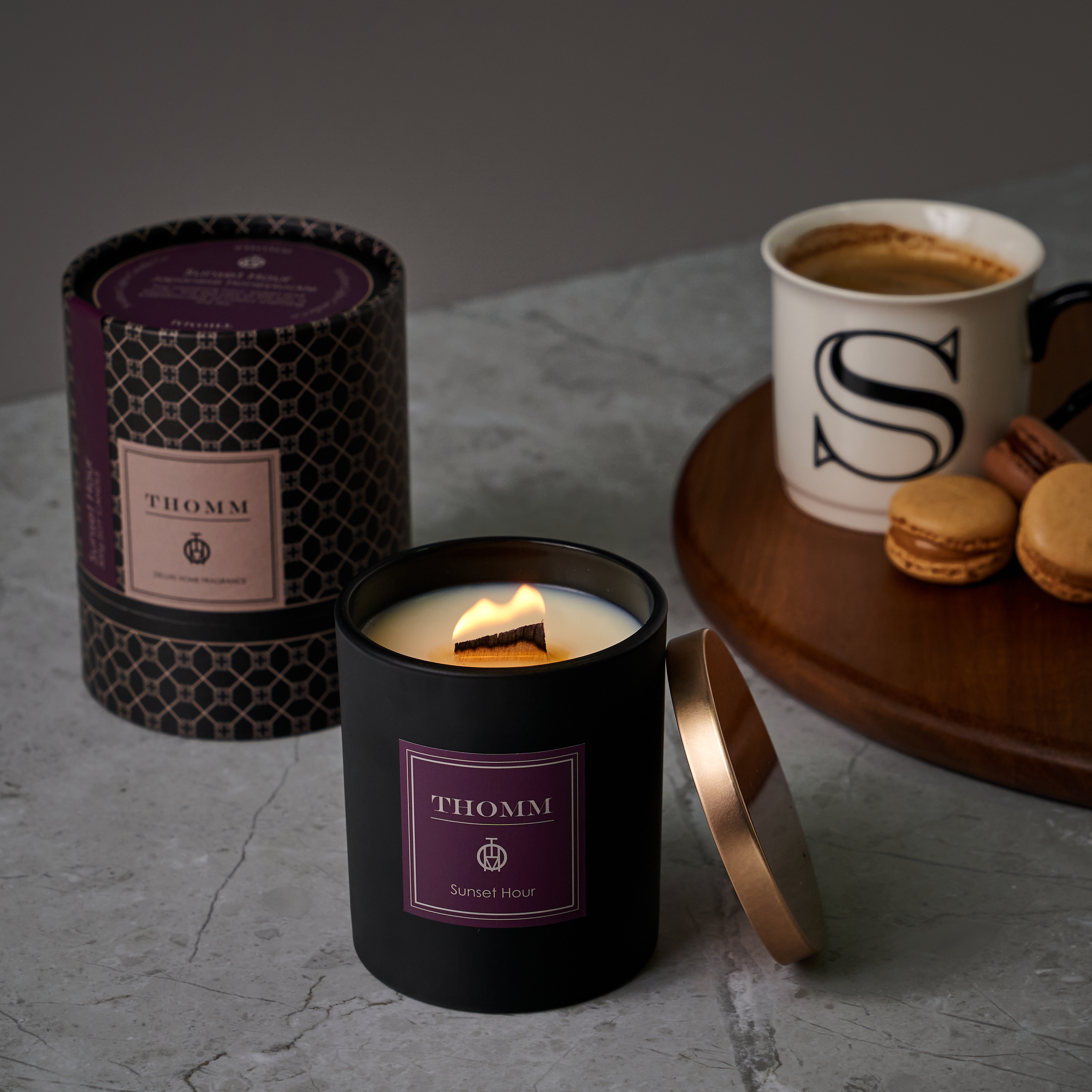 'Sunset Hour' (Japanese Honeysuckle) - 300g Soy Candle